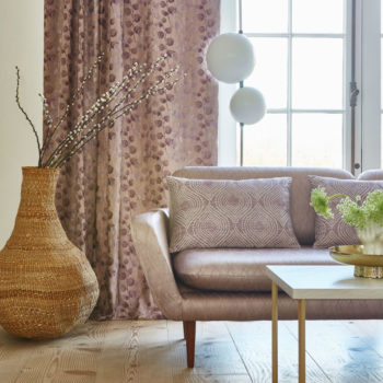 draperie brodata