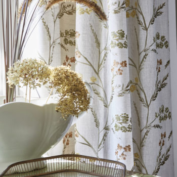 draperie brodata