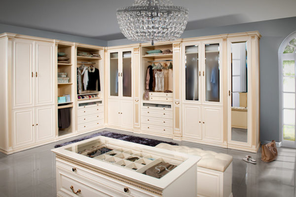 mobilier clasic