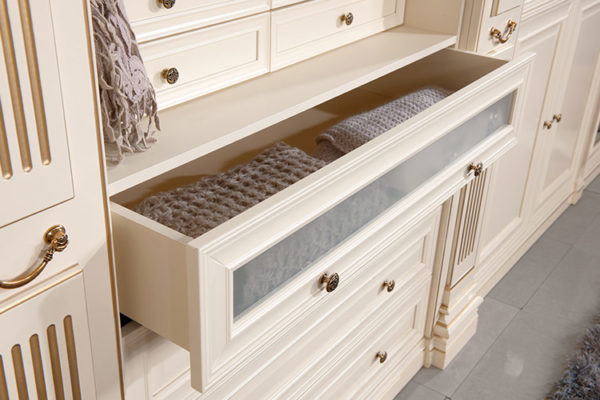 mobilier clasic